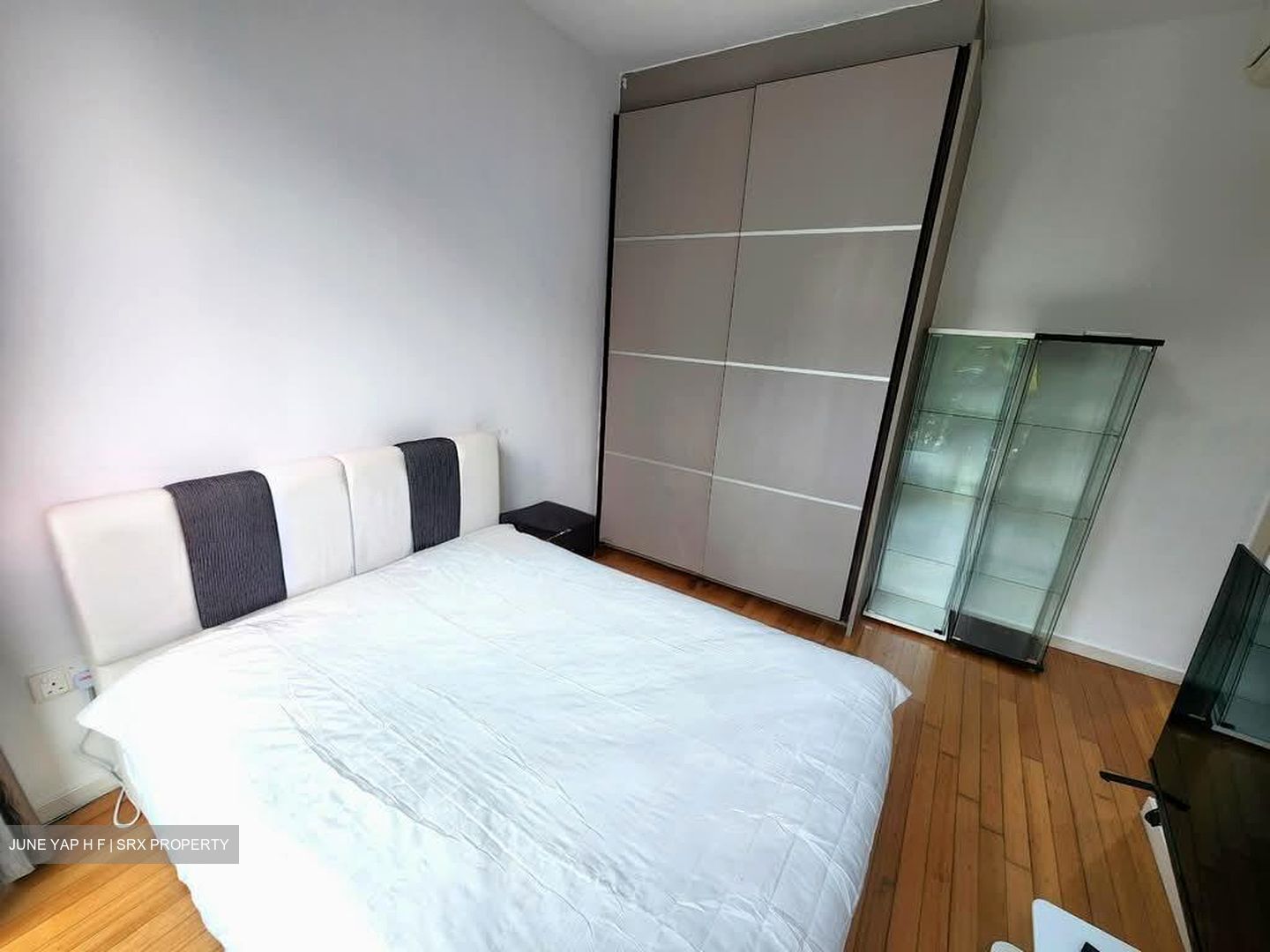 Canberra Residences (D27), Condominium #560799431